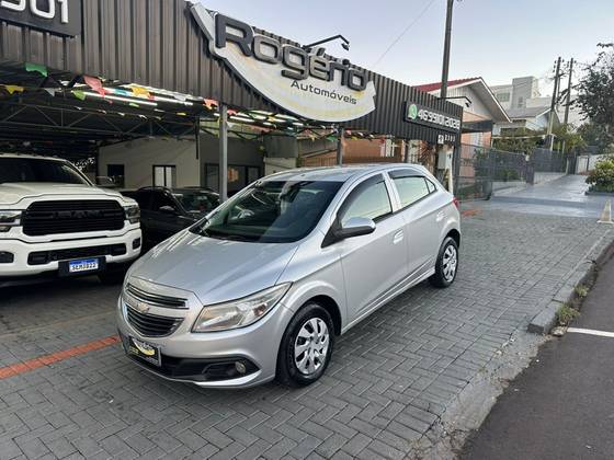 CHEVROLET ONIX 1.0 MPFI LT 8V FLEX 4P MANUAL